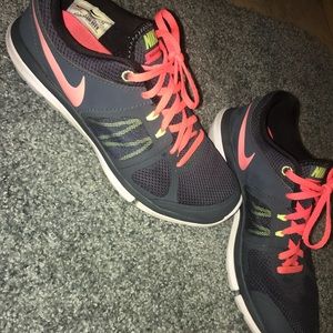 👟✅Nike running shoes